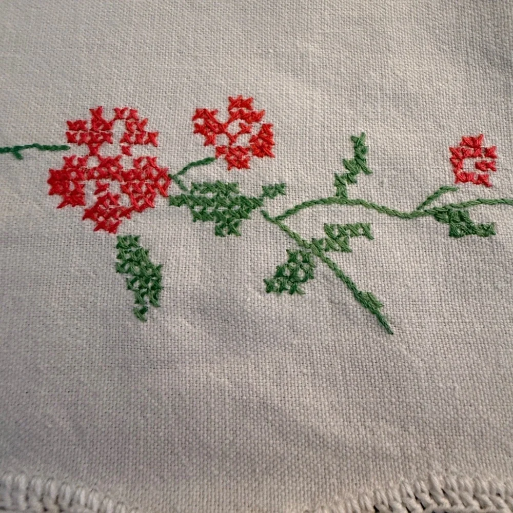 Vintage Hand Embroidered‎ Table Runner Set Floral Cross Stitch White Linen 2pc